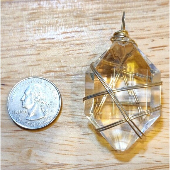 Crystal Pendant Only Wrapped In Gold Tone Wire - Picture 3 of 6